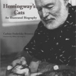 Biografia ilustrada sobre a relação de Hemingway e os gatos