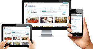 Imagem com a página inicial do novo website da Biblioteca em três diferentes dispositivos: computador, tablet e smartphone.
